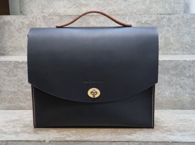 galerie/001 Taschen/006 Kiva/resized/T0216 (2022-10-10) 1_small.jpg